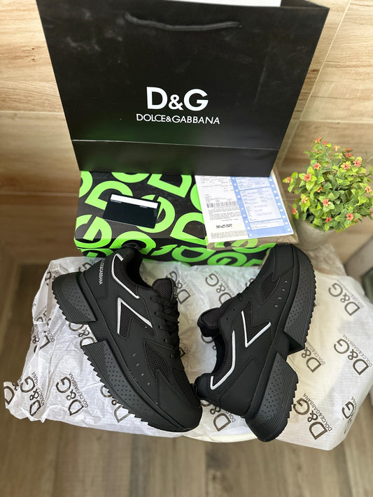 Elegant Black Sneakers Shoes For Men