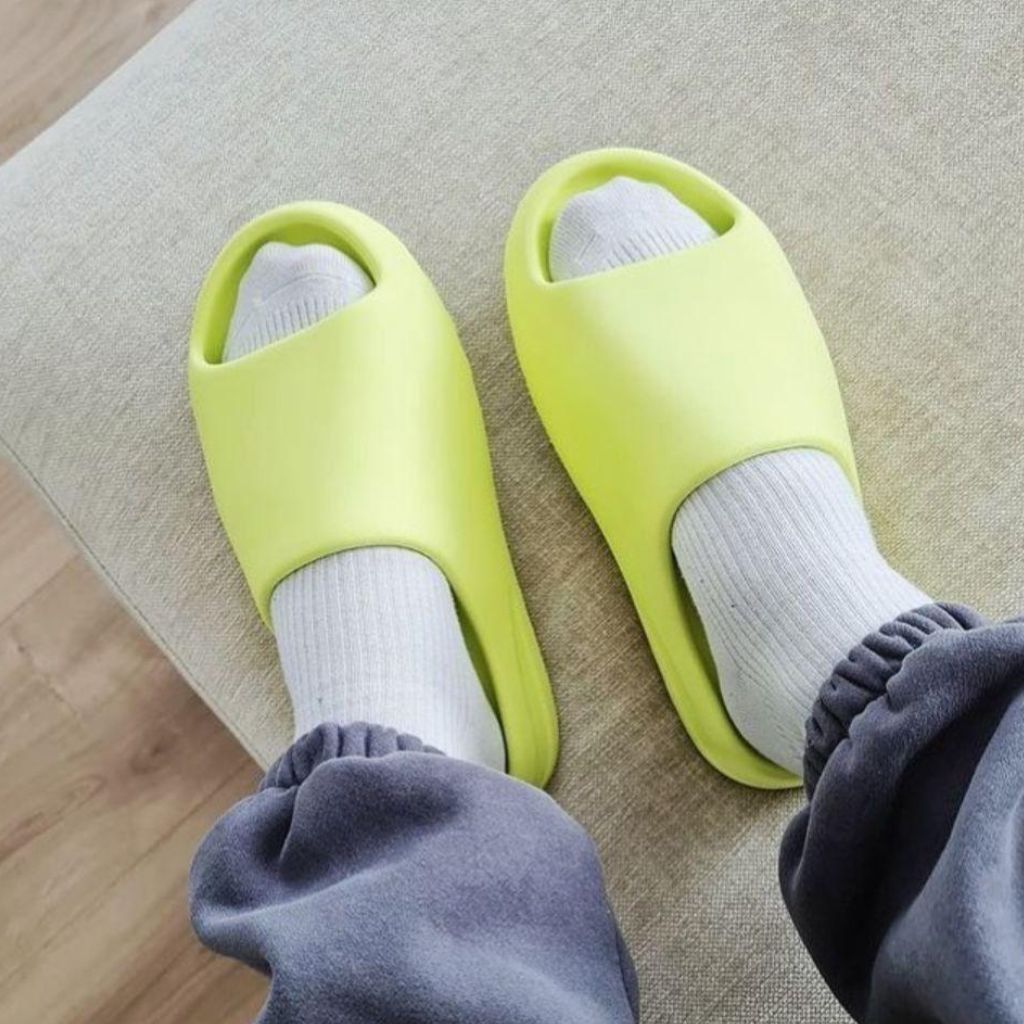 Yeezy Fashion Slide Flip Flops For Men â Shopaholics