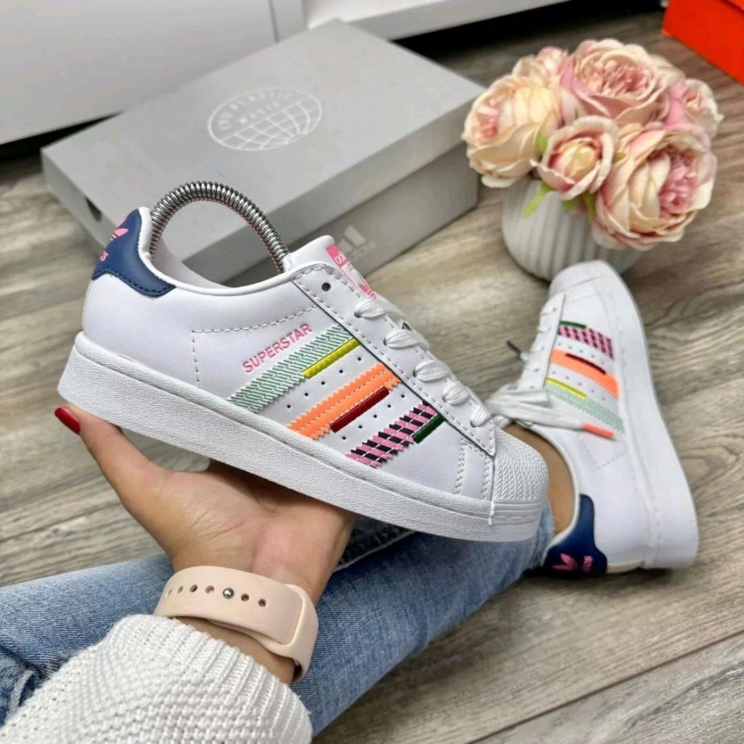 Elegant Superstar Multi Sneakers Shoes For Women