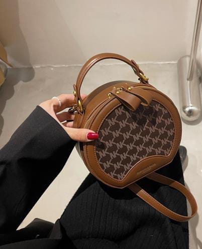 Adjustable Classy Look Sling Shoulder Handbag For Women