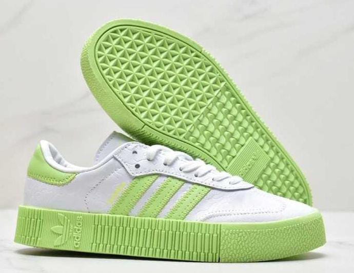 Stylish Top Notch First Sneakers Shoes For Women