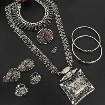 Chic Elegant Necklace Earring Bracelet Jewelry Set For Women - Free Size / Silver - Shopaholics